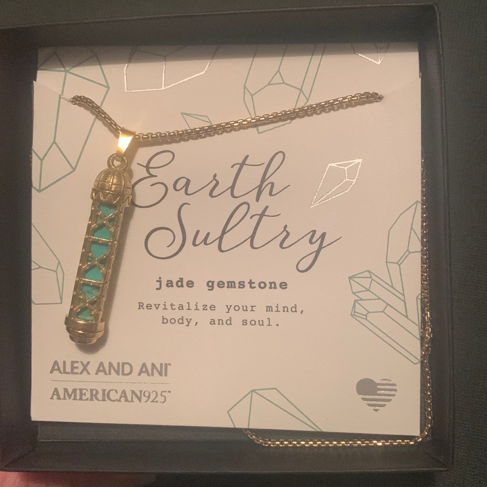 Jade pendent
